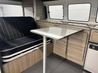 VOLKSWAGEN CAMPERVAN