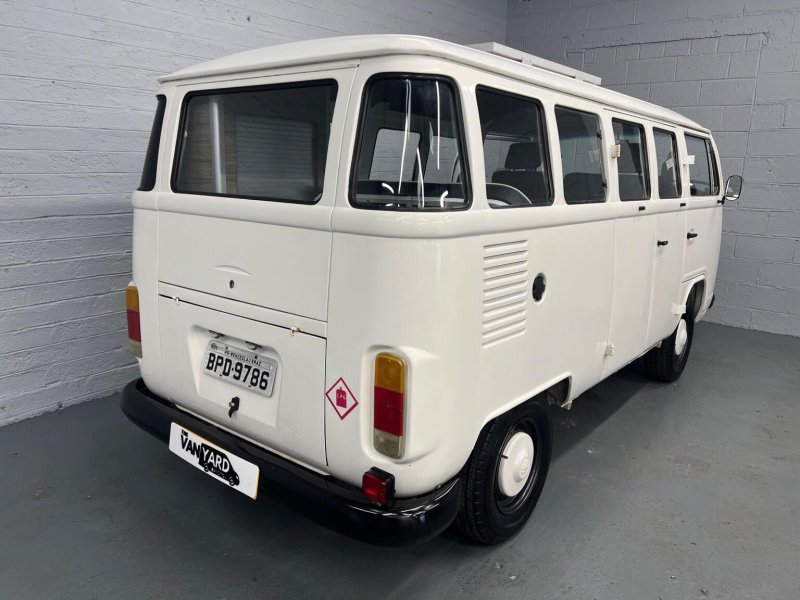 VOLKSWAGEN CAMPERVAN
